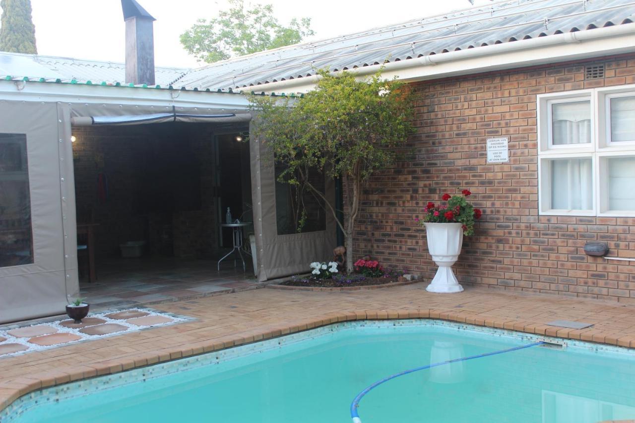 The Golden Grape B&B Lutzville 外观 照片